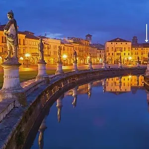 Palazzo Carpediem-prato Della Valle Padoue